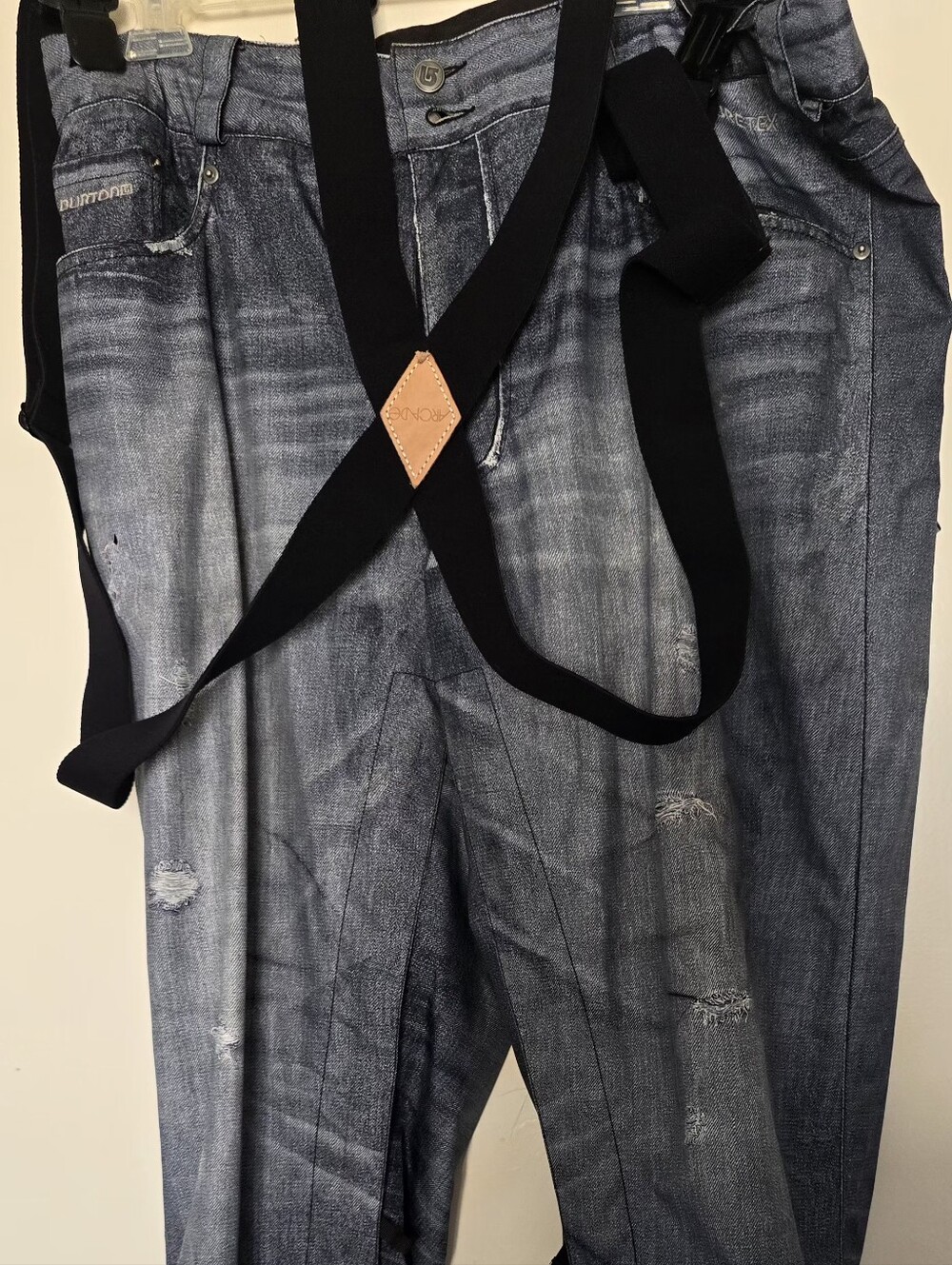Burton GORE-TEX "The Jean" Snowboard Pants Mens XL Distressed Denim Print